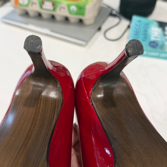 Stuart Weitzman Red Patent Leather Pumps - Picture 12 of 14
